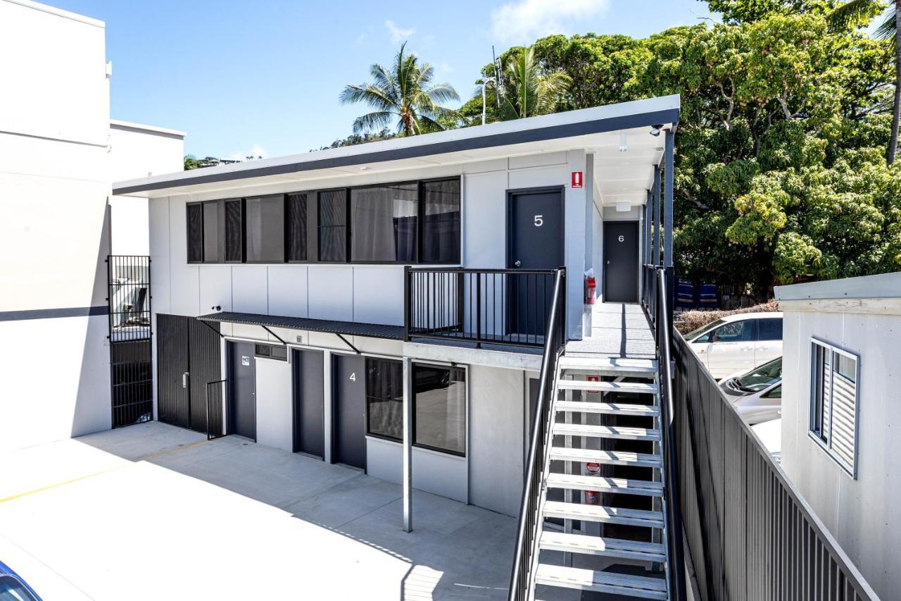 Airlie Sun & Sand Accommodation #6 Airlie Beach Exteriör bild
